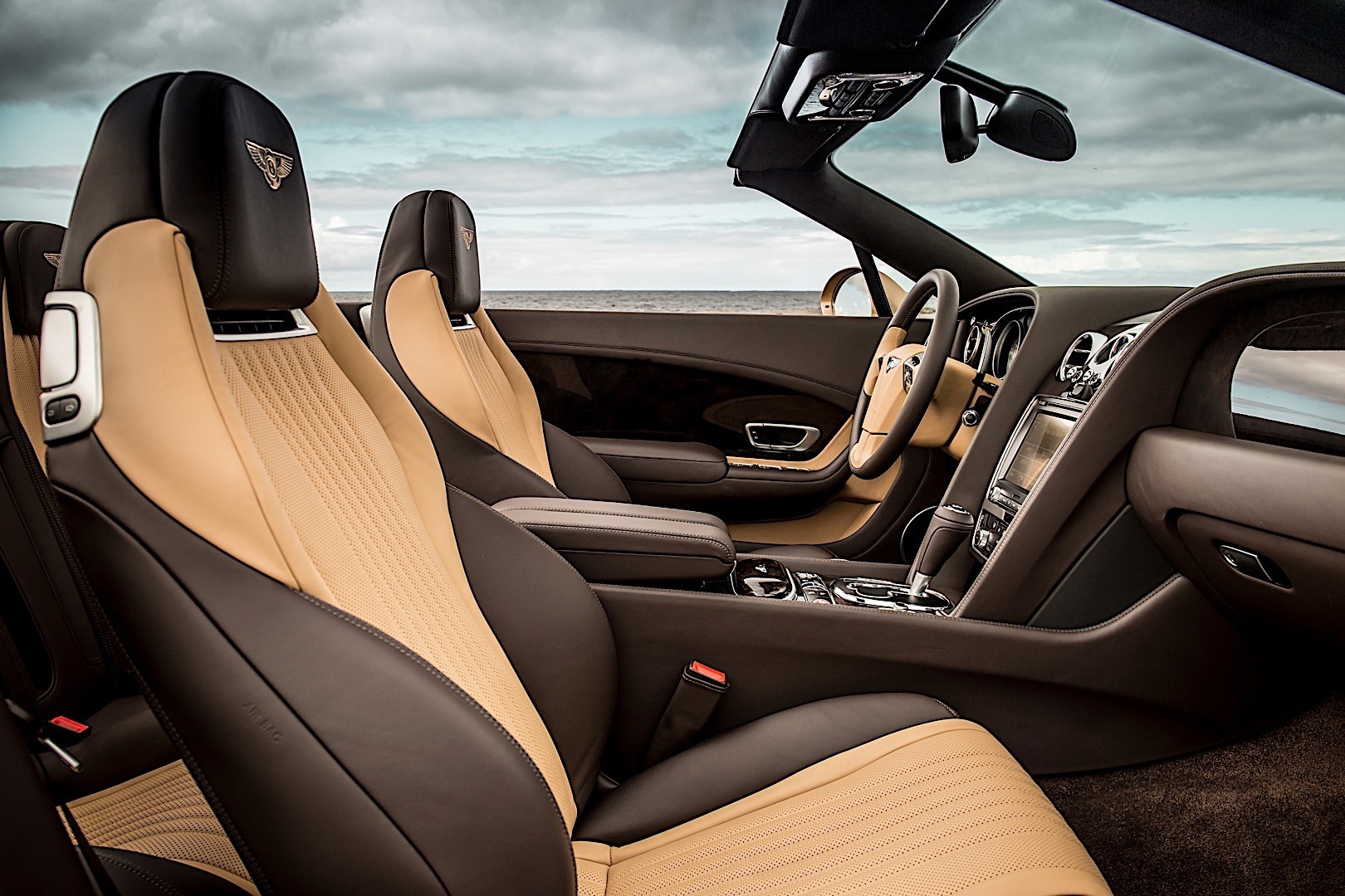 Bentley Continental Gtc photo 42