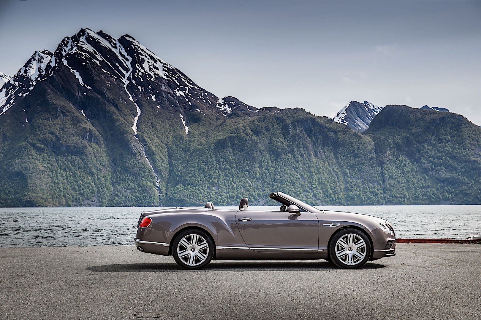 Bentley Continental Gtc photo 20