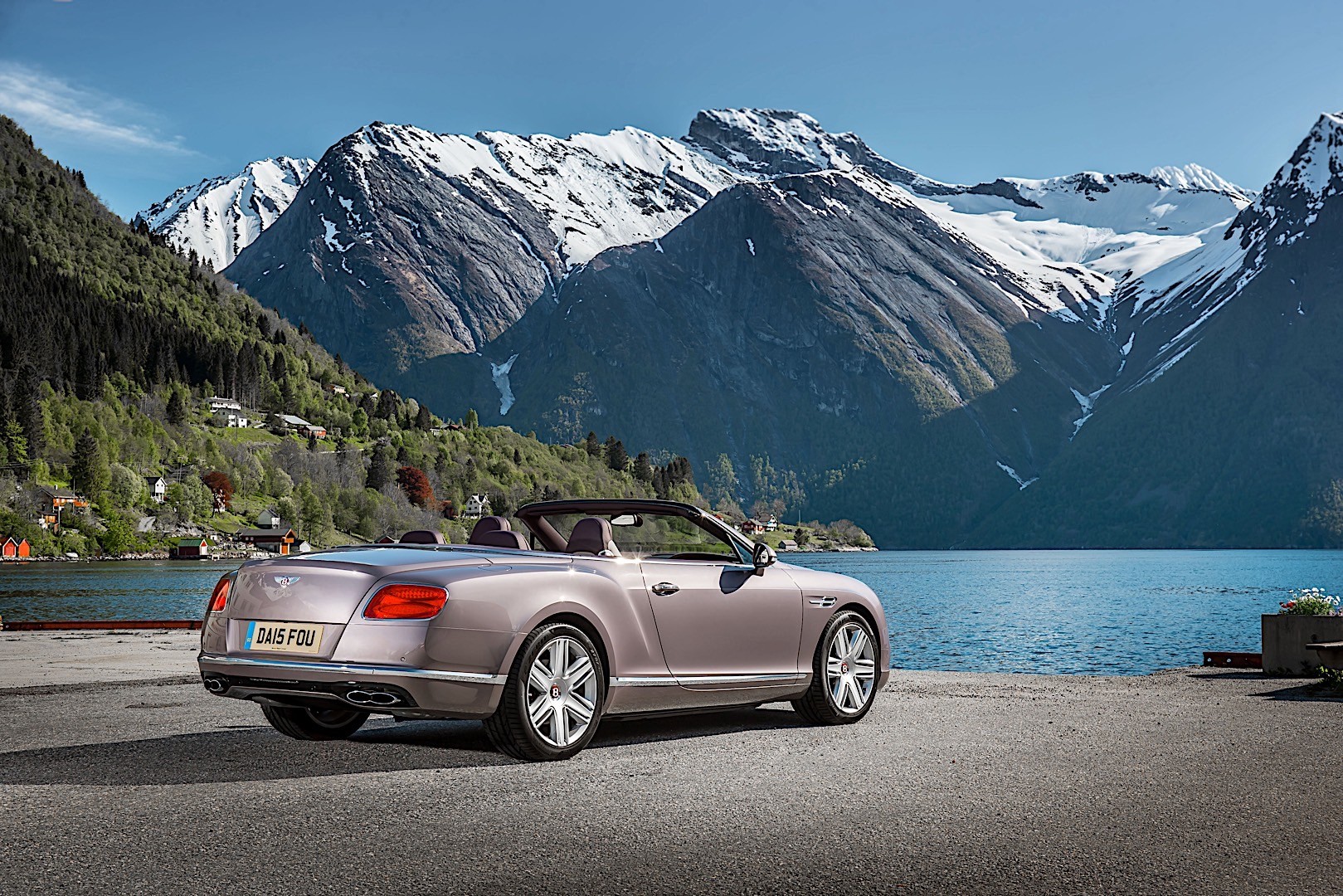 Bentley Continental Gtc photo 21
