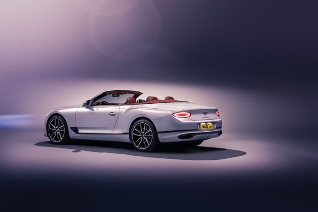Bentley Continental Gtc photo 21