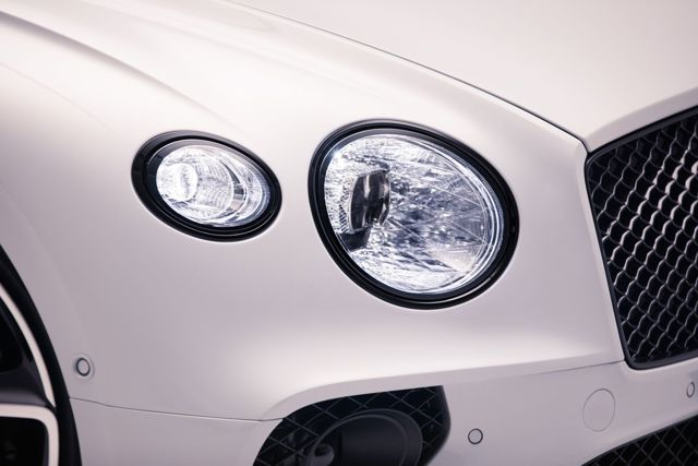 Bentley Continental Gtc photo 25