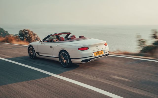 Bentley Continental Gtc photo 32