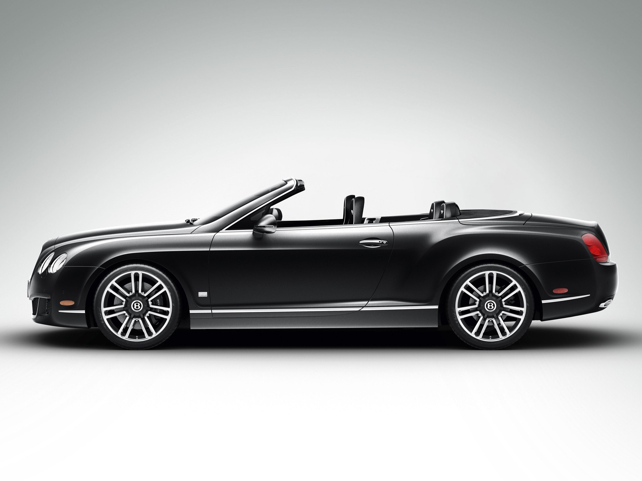 Bentley Continental Gtc photo 16