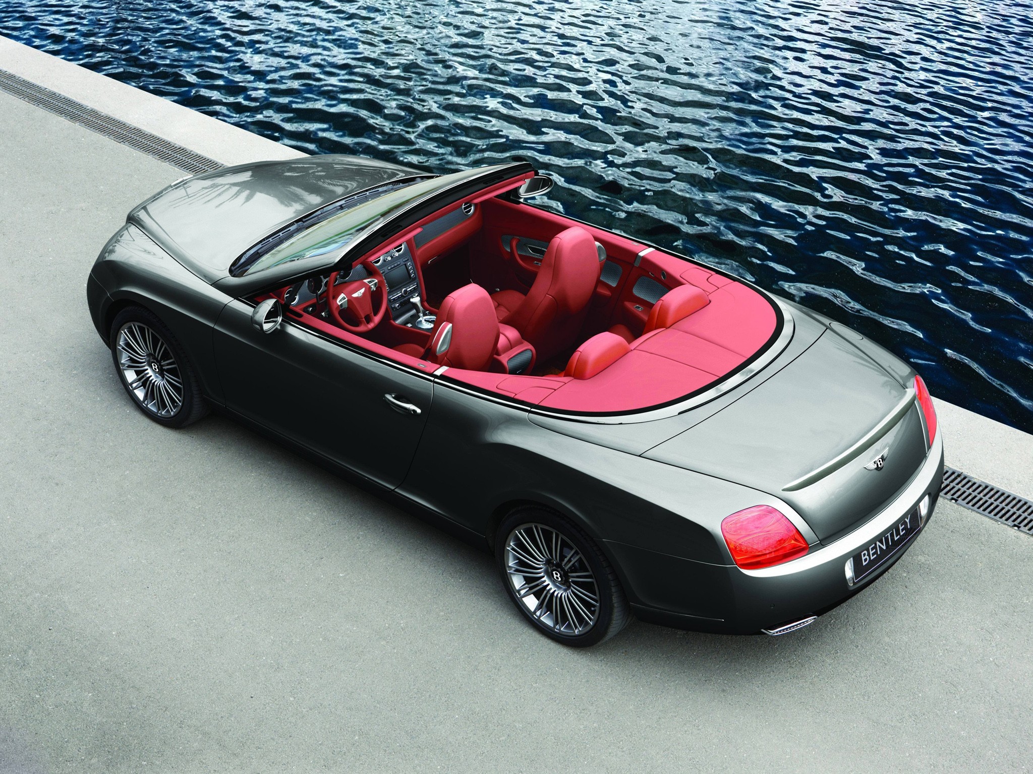 Bentley Continental Gtc photo 23