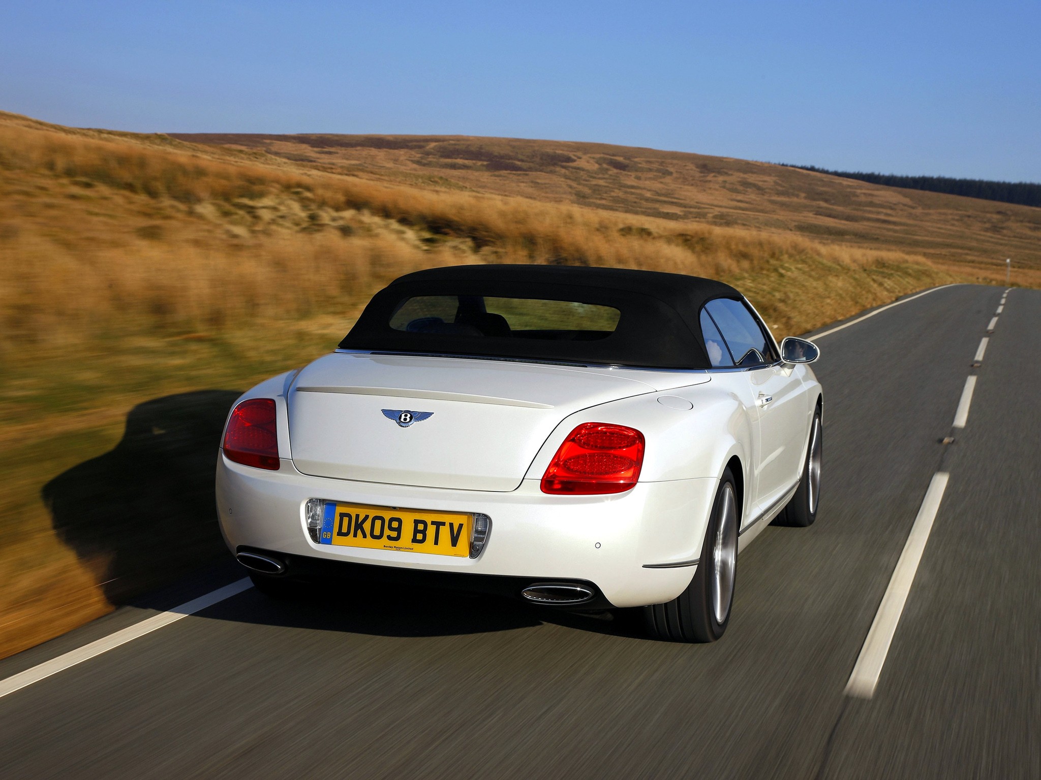 Bentley Continental Gtc photo 27