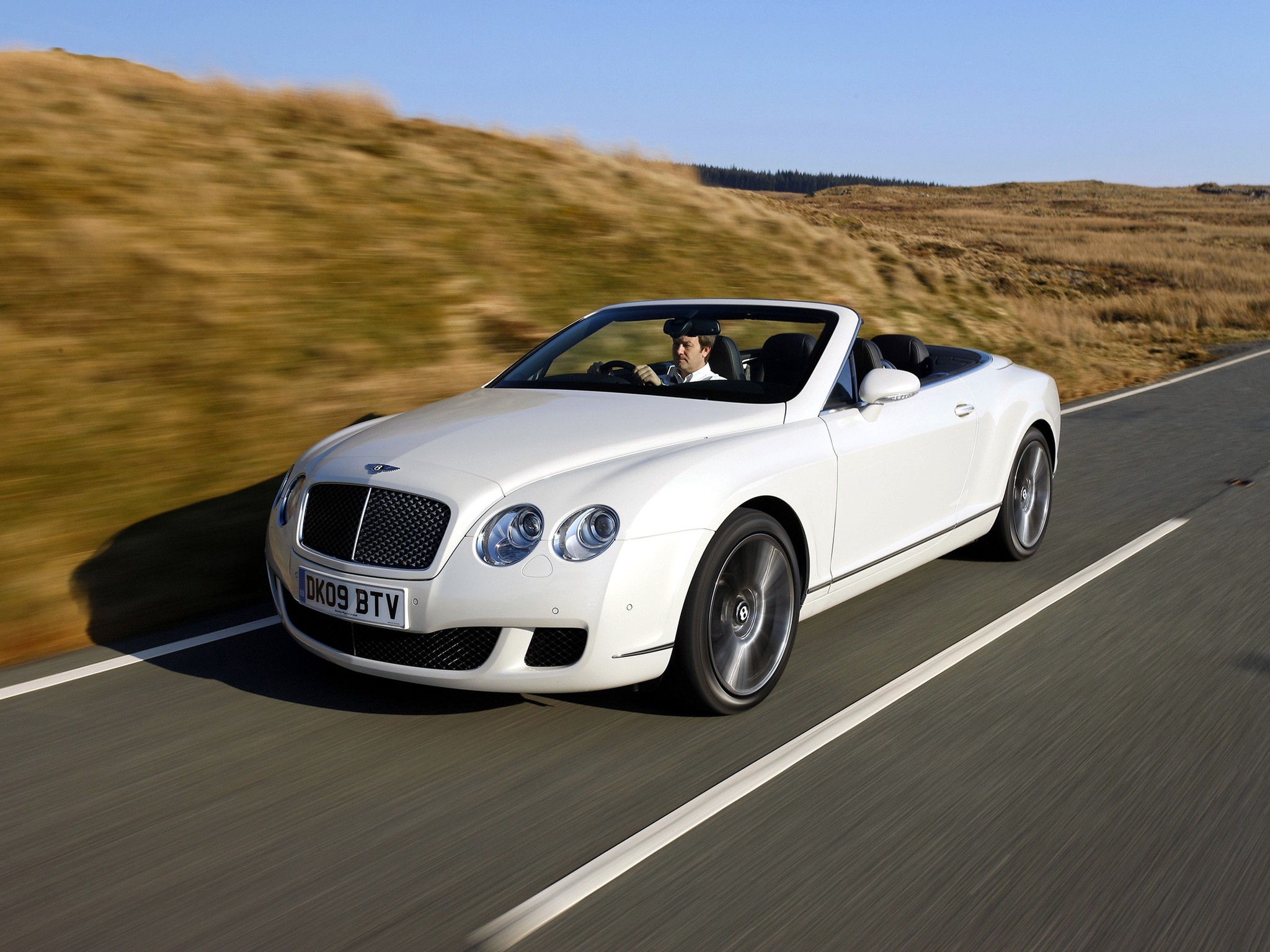 Bentley Continental Gtc photo 28