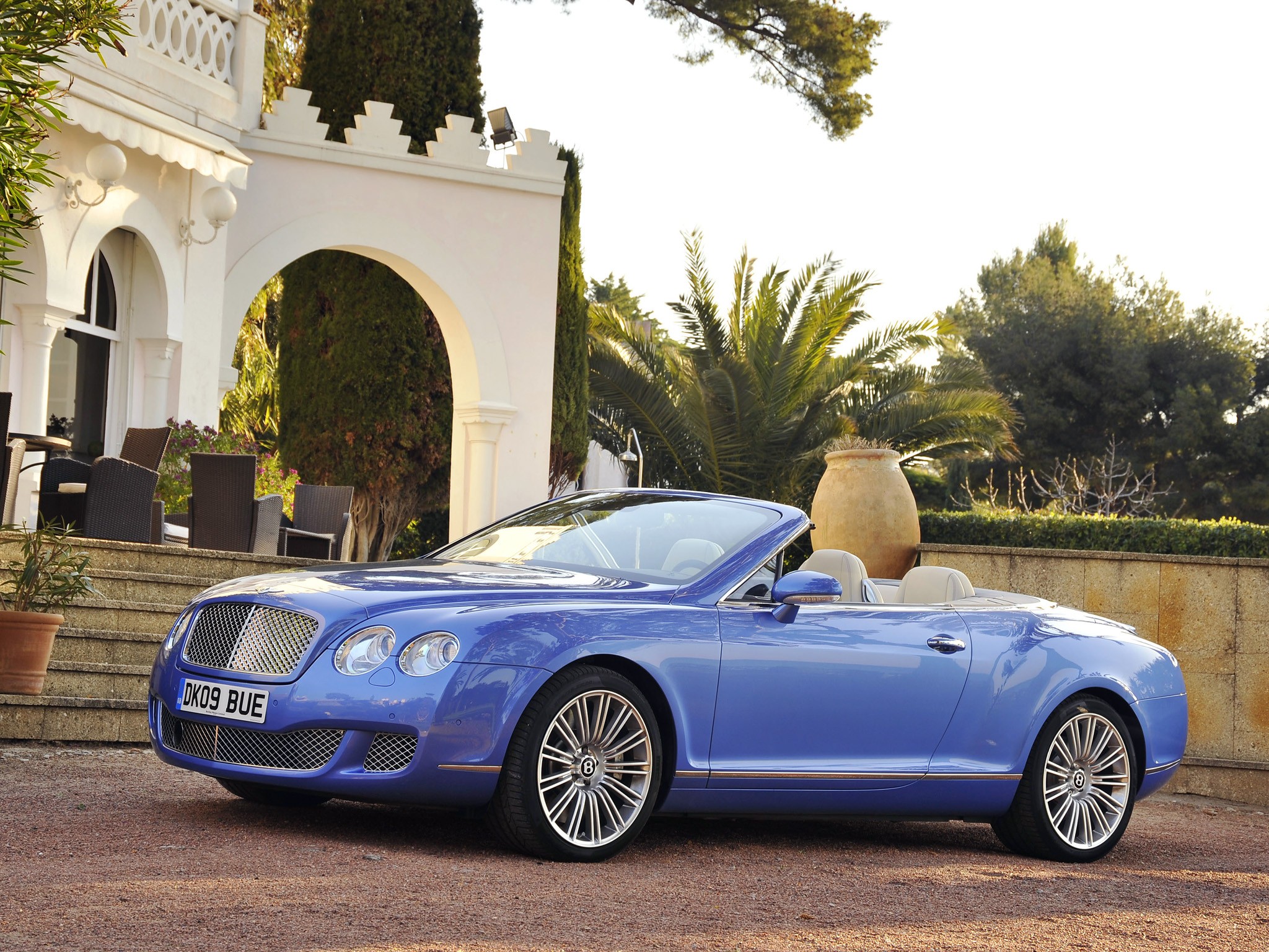 Bentley Continental Gtc photo 38