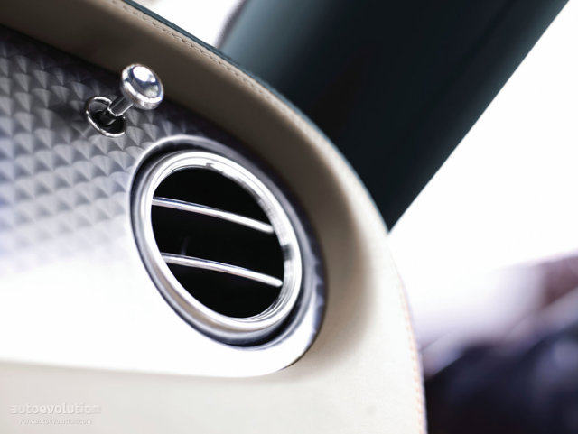 Bentley Continental Gtc photo 42