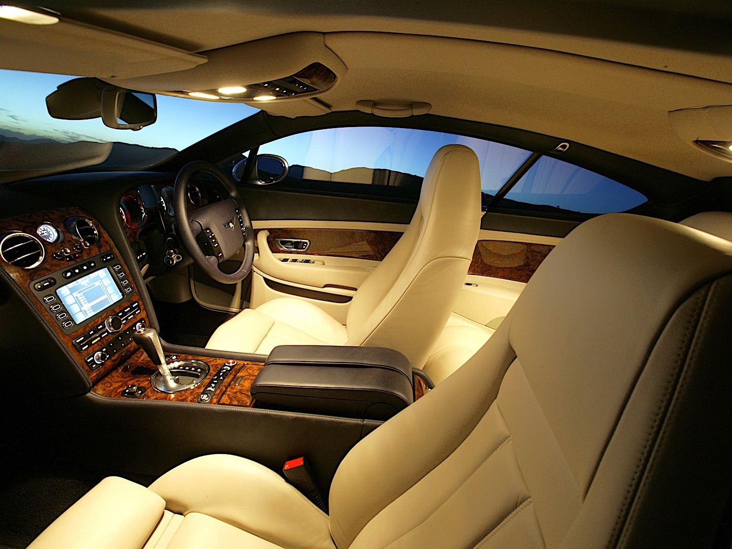 Bentley Continental photo 47