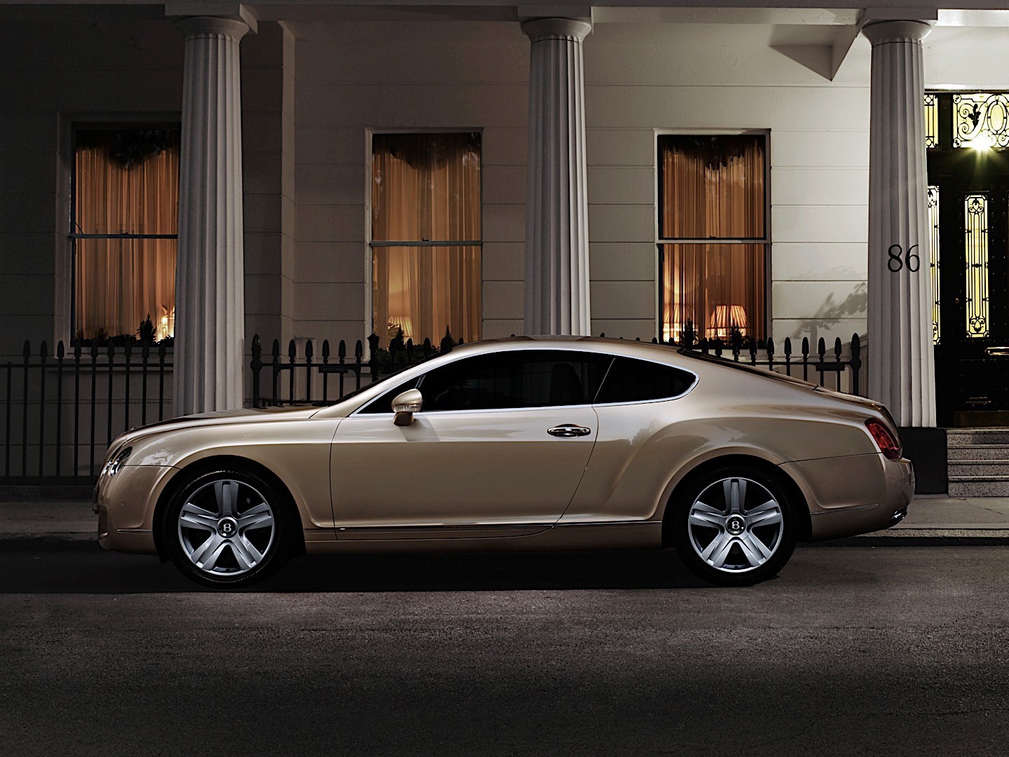 Bentley Continental photo 19