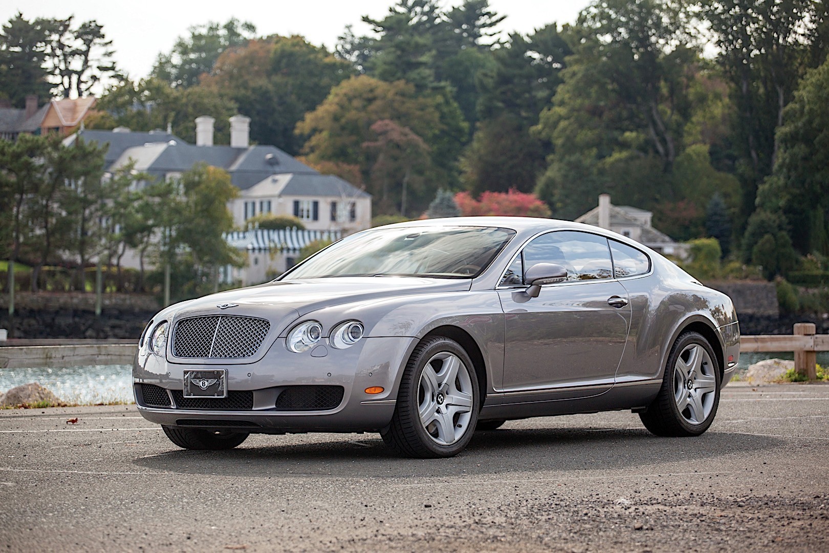 Bentley Continental photo 21