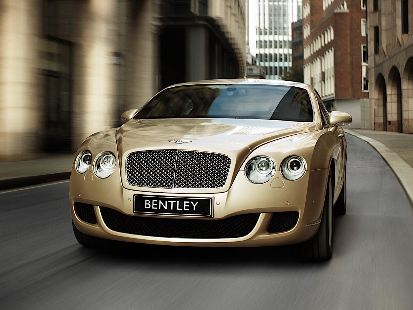 Bentley Continental photo 23