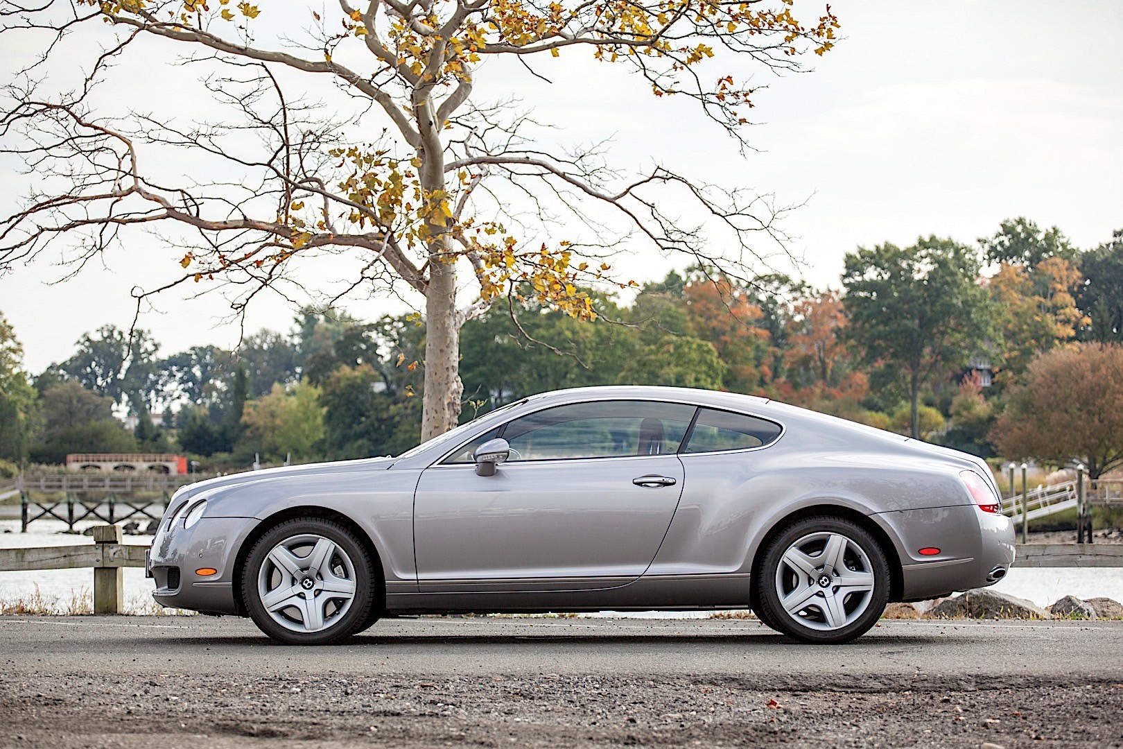 Bentley Continental photo 31