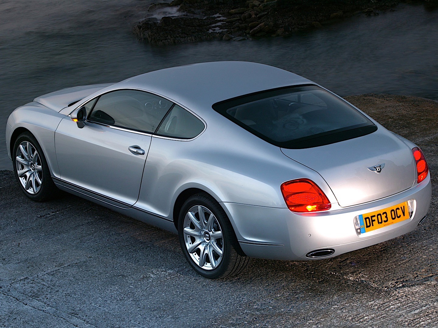 Bentley Continental photo 37