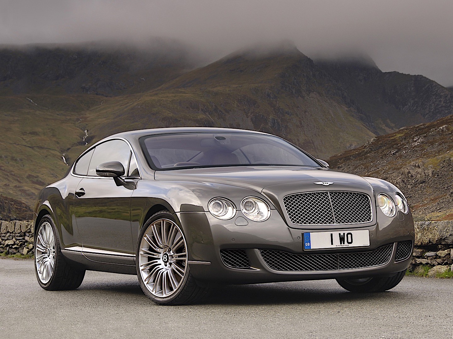 Bentley Continental photo 11