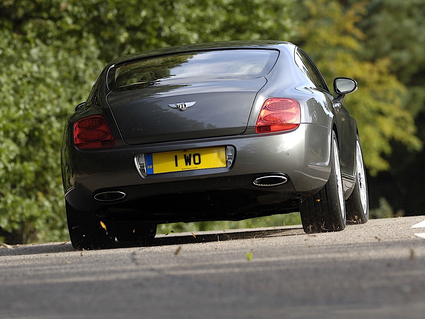 Bentley Continental photo 17