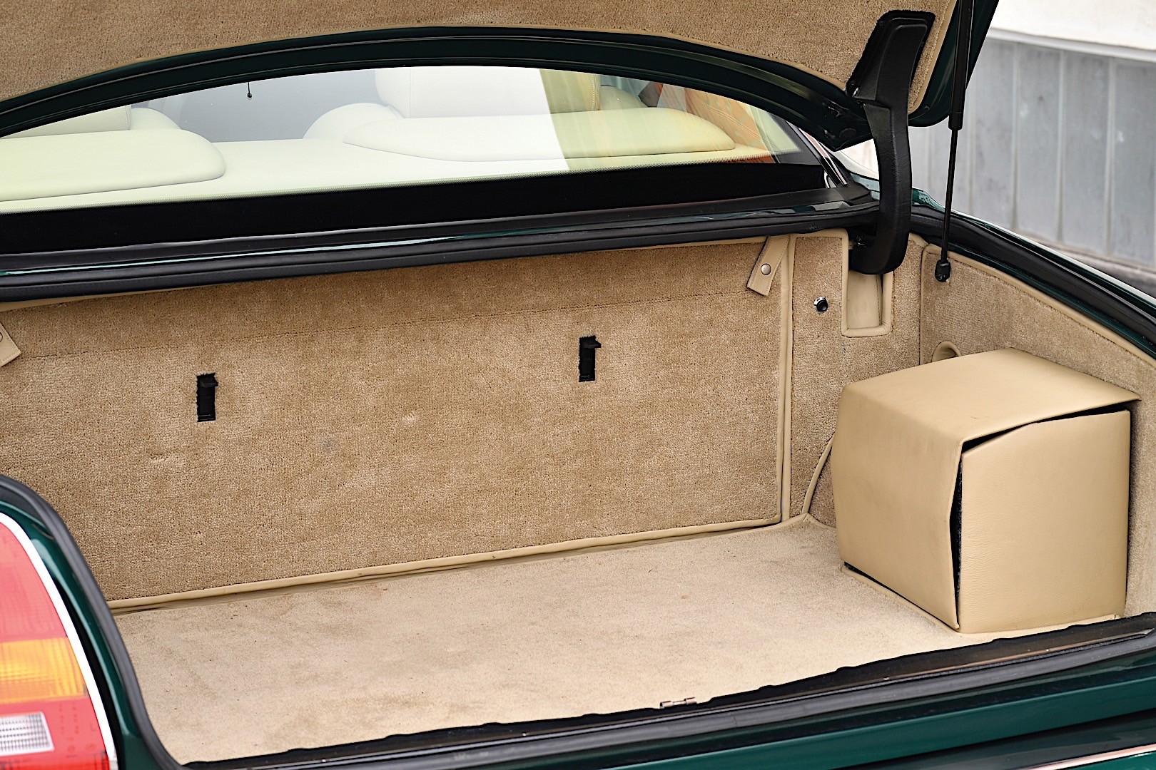 Bentley Continental photo 30