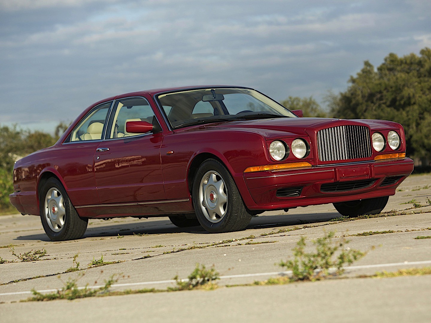 Bentley Continental photo 7