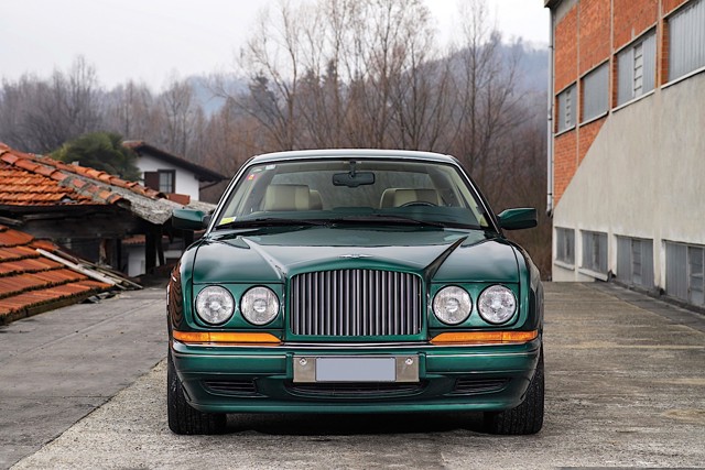 Bentley Continental photo 14