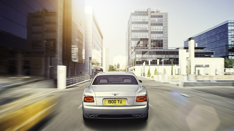Bentley Flying Spur photo 7