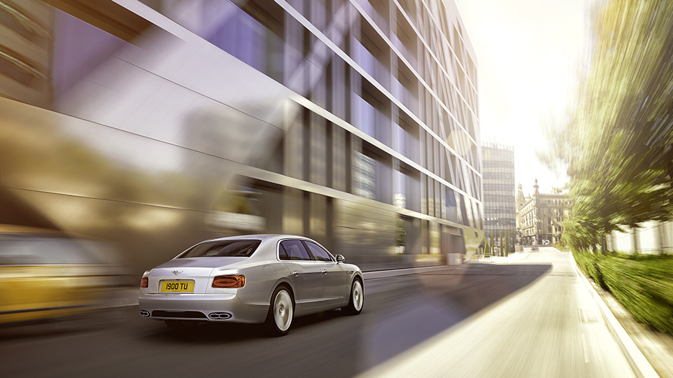 Bentley Flying Spur photo 12