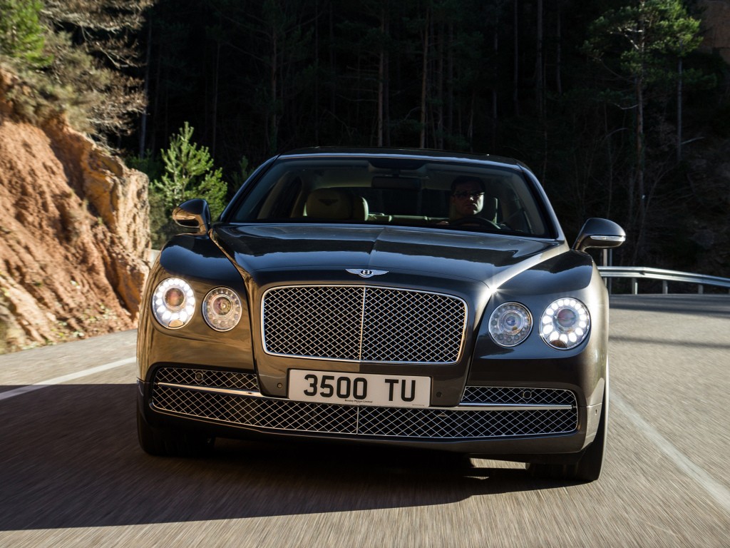 Bentley Flying Spur photo 15