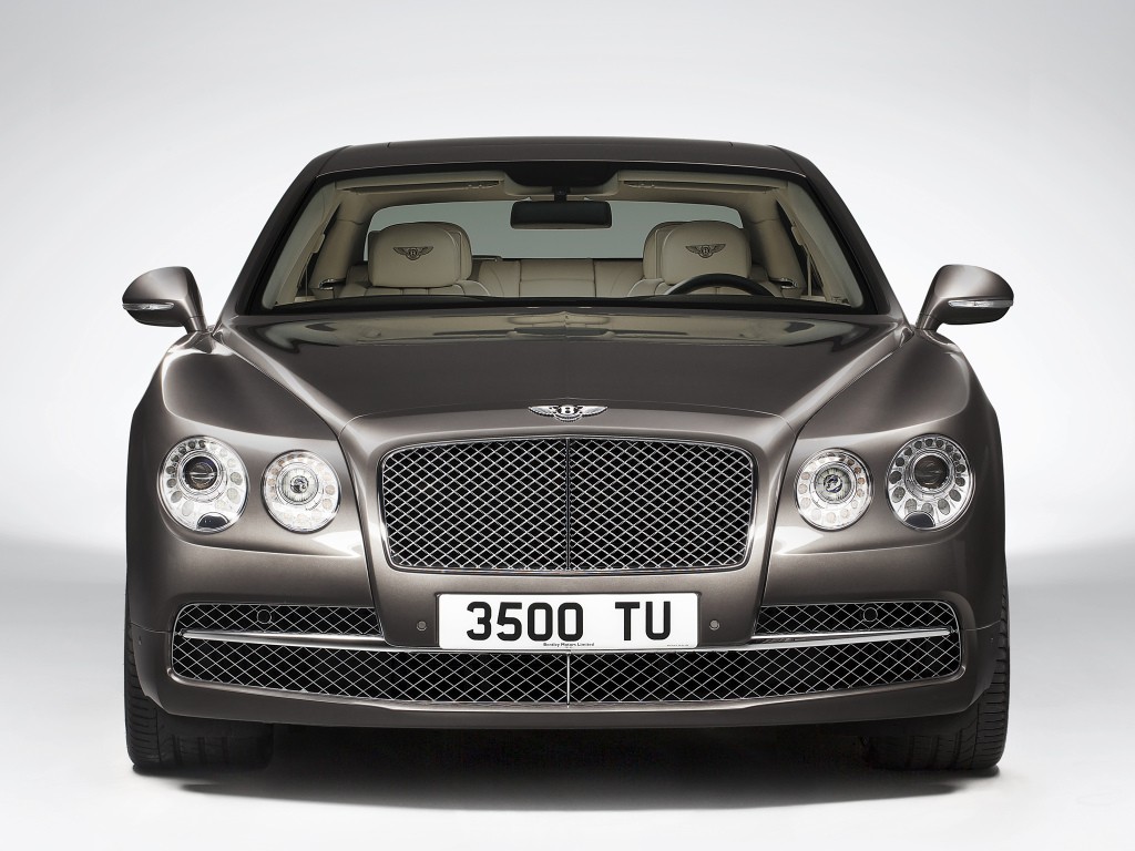 Bentley Flying Spur photo 18