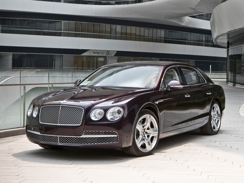 Bentley Flying Spur photo 21