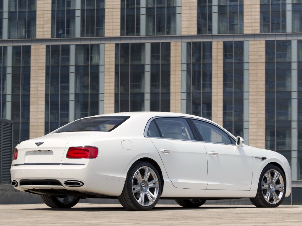 Bentley Flying Spur photo 26