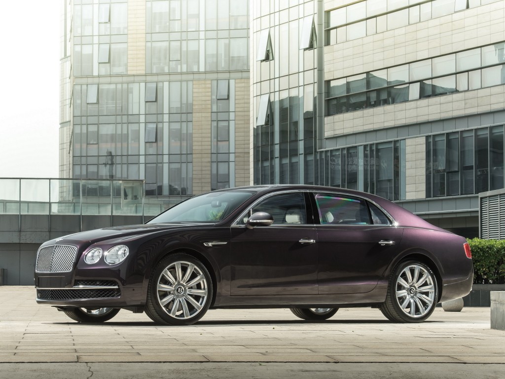 Bentley Flying Spur photo 29