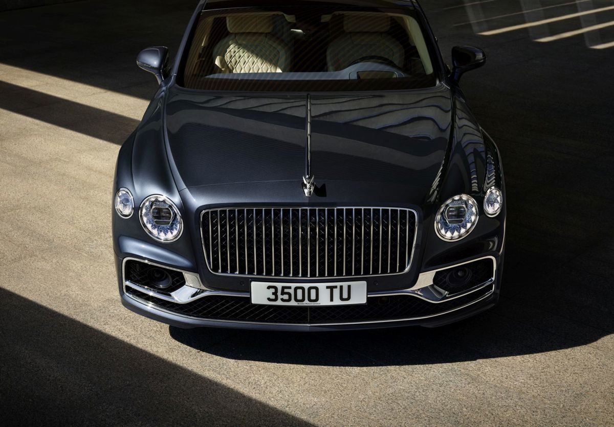 Bentley BENTLEY Flying Spur 6.0L W12 TSI 8AT (635 HP)