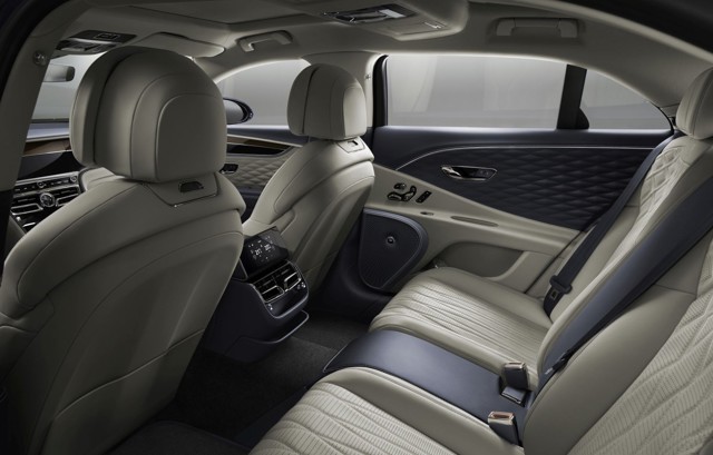 Bentley Flying Spur photo 52