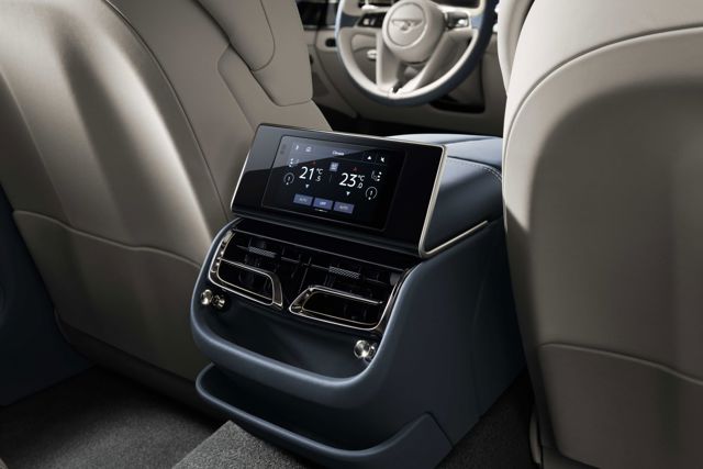 Bentley Flying Spur photo 56