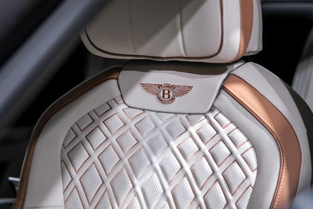 Bentley Flying Spur photo 60