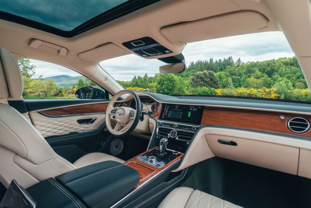 Bentley Flying Spur photo 67