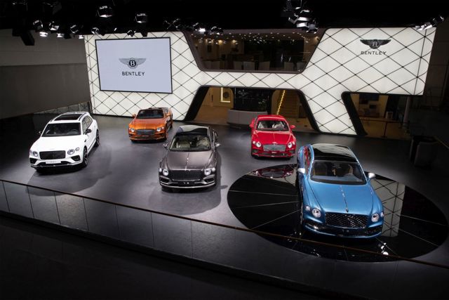 Bentley Flying Spur photo 22