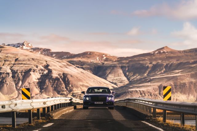 Bentley Flying Spur photo 27