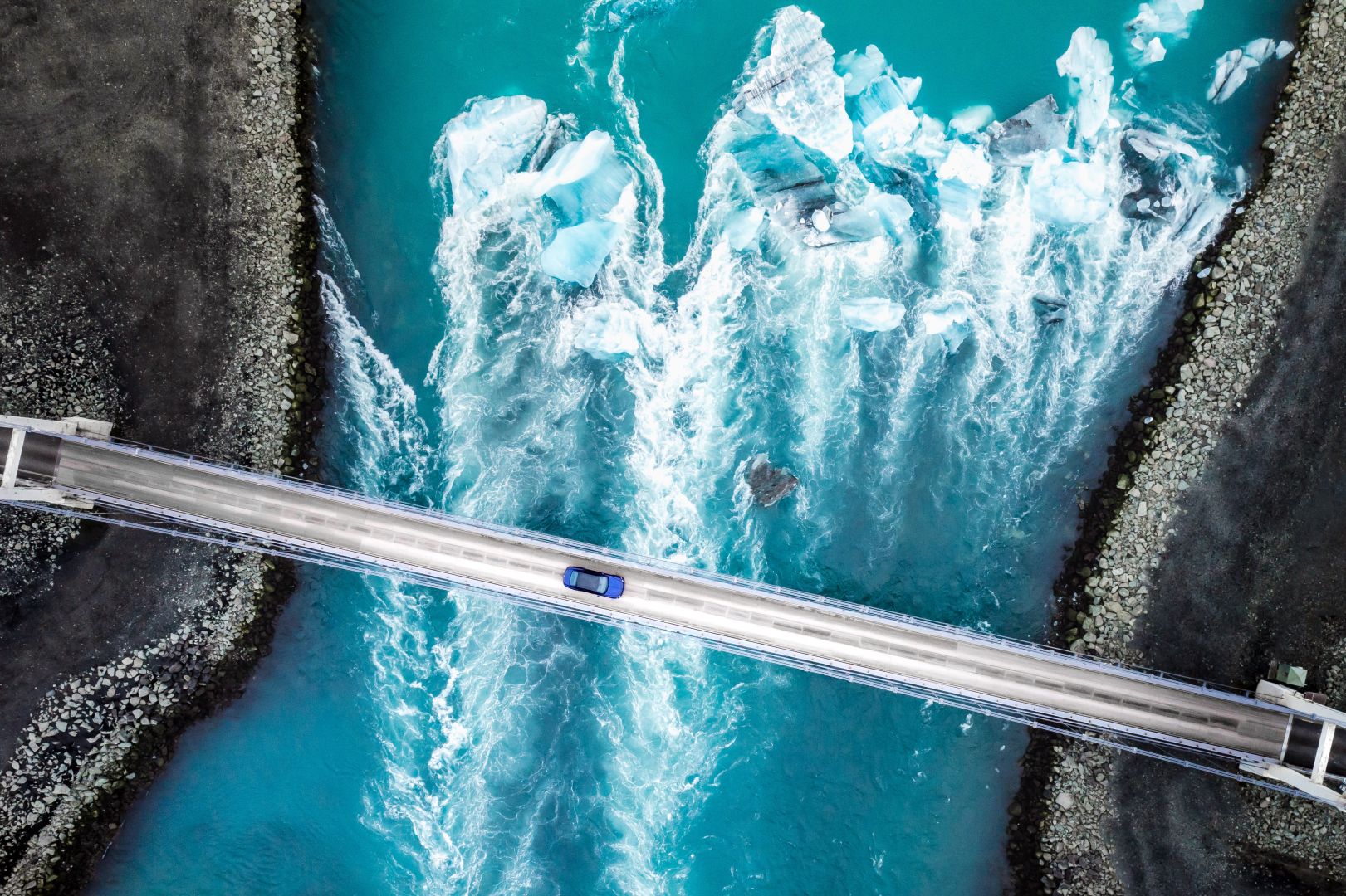 Bentley Flying Spur photo 30