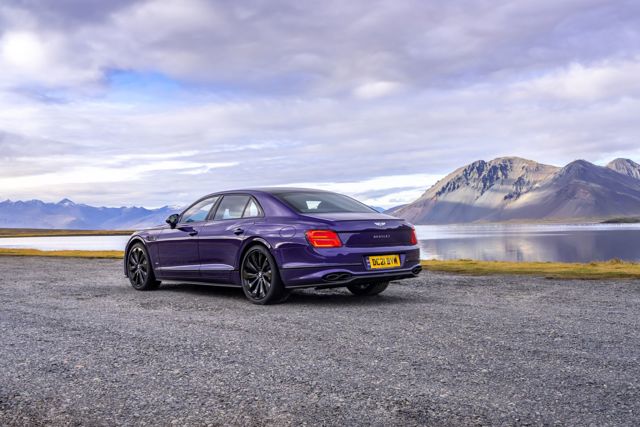Bentley Flying Spur photo 31