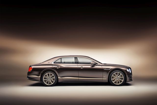 Bentley Flying Spur photo 45