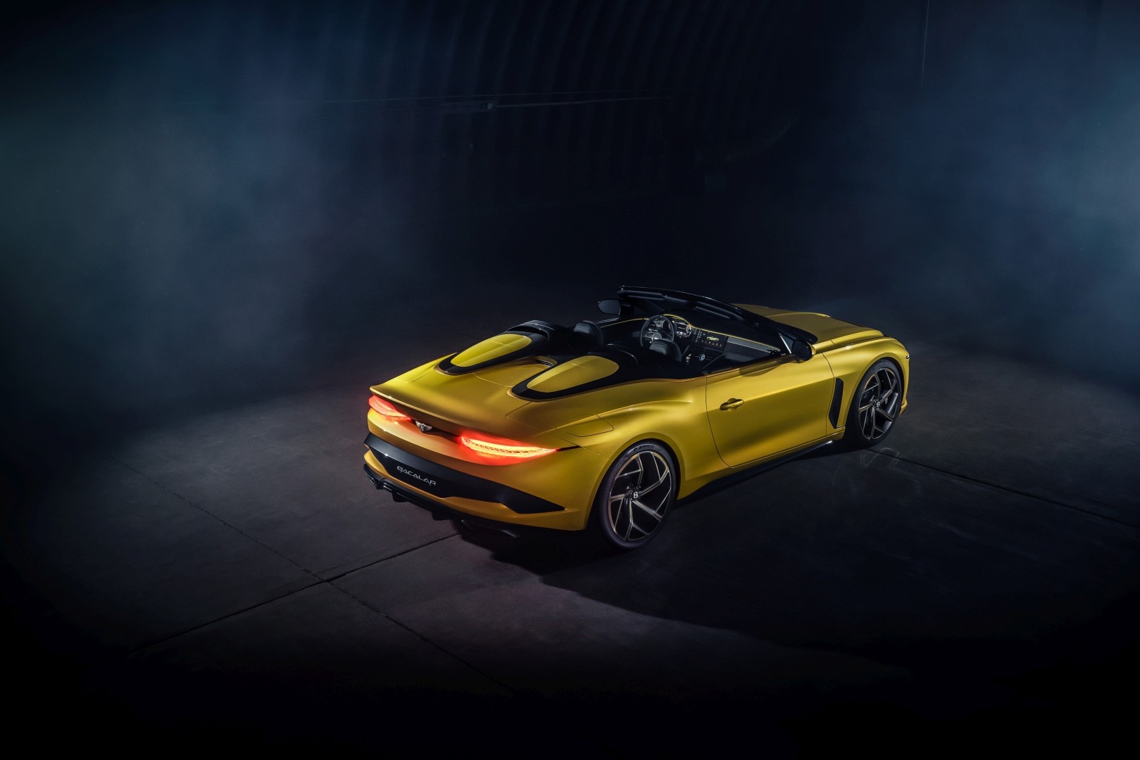 Bentley Mulliner photo 14