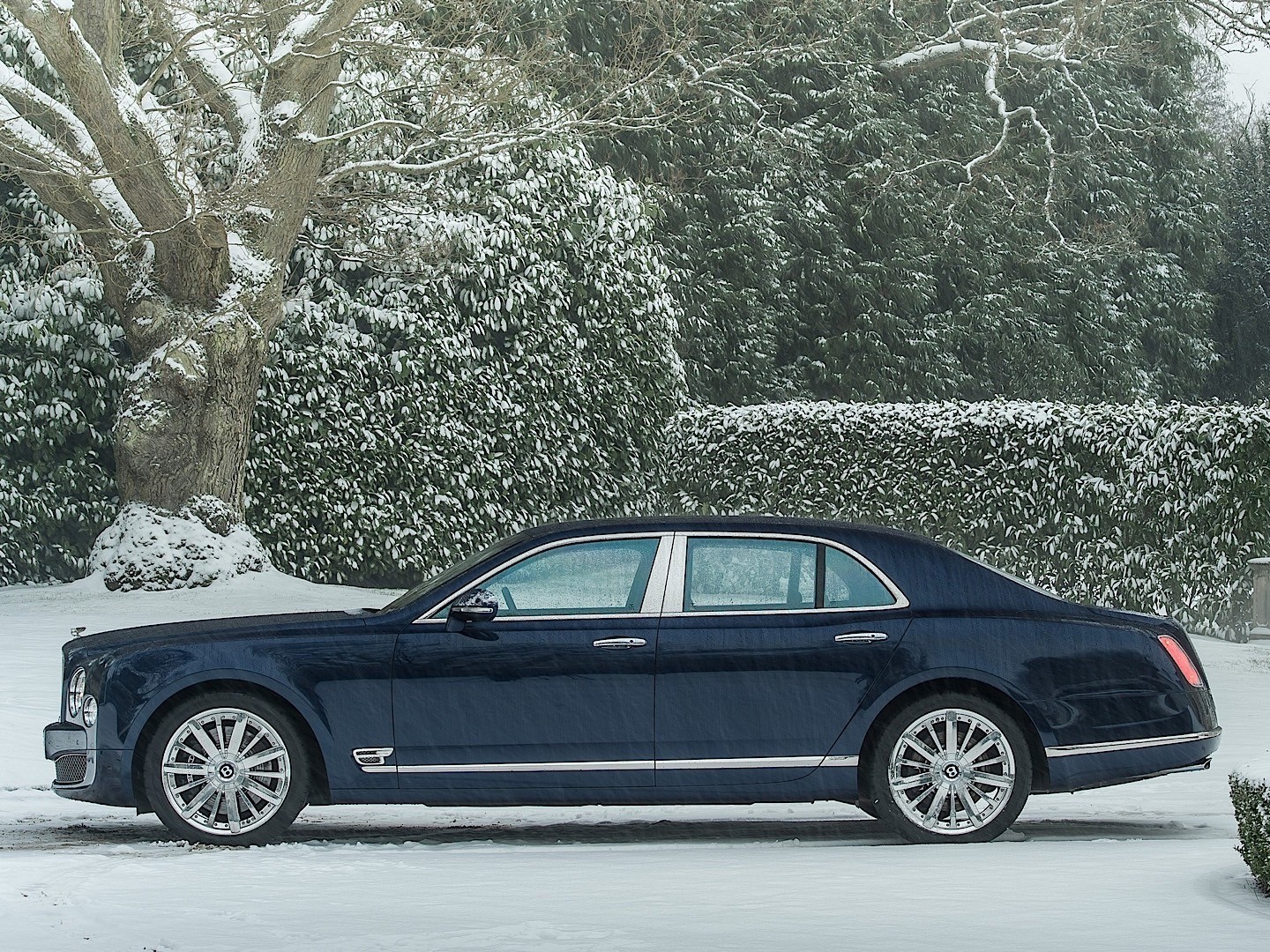 Bentley Mulsanne photo 13