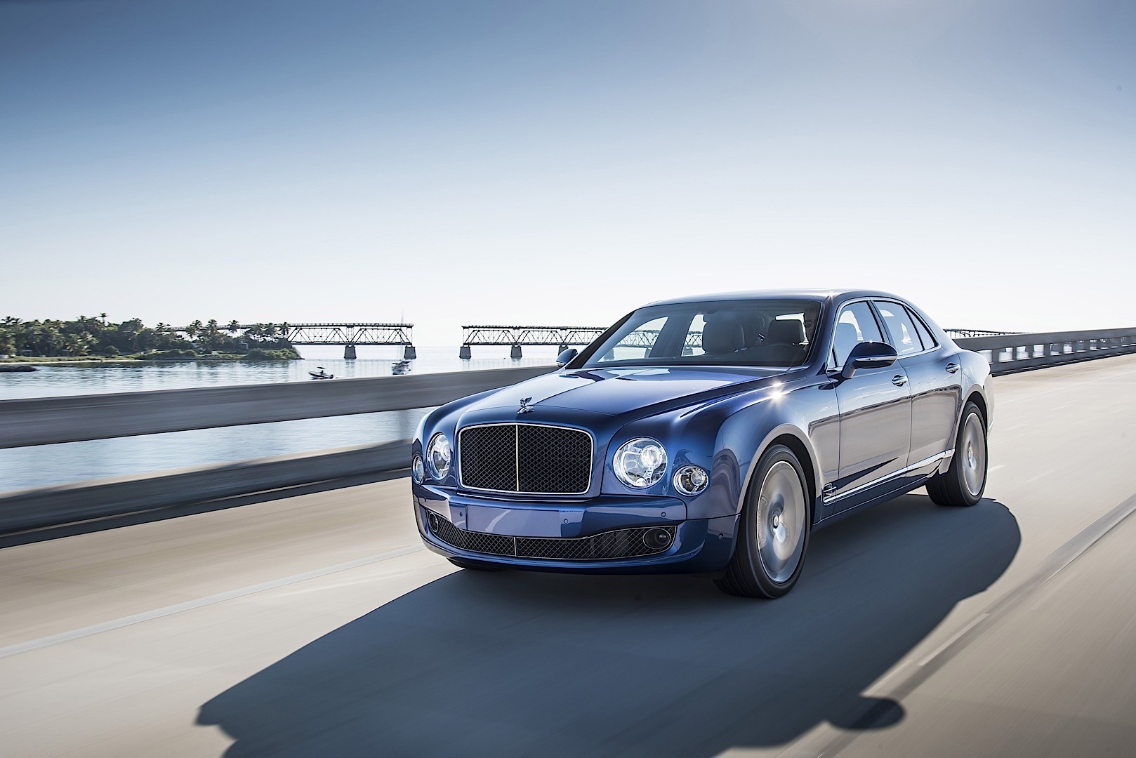 Bentley Mulsanne photo 37