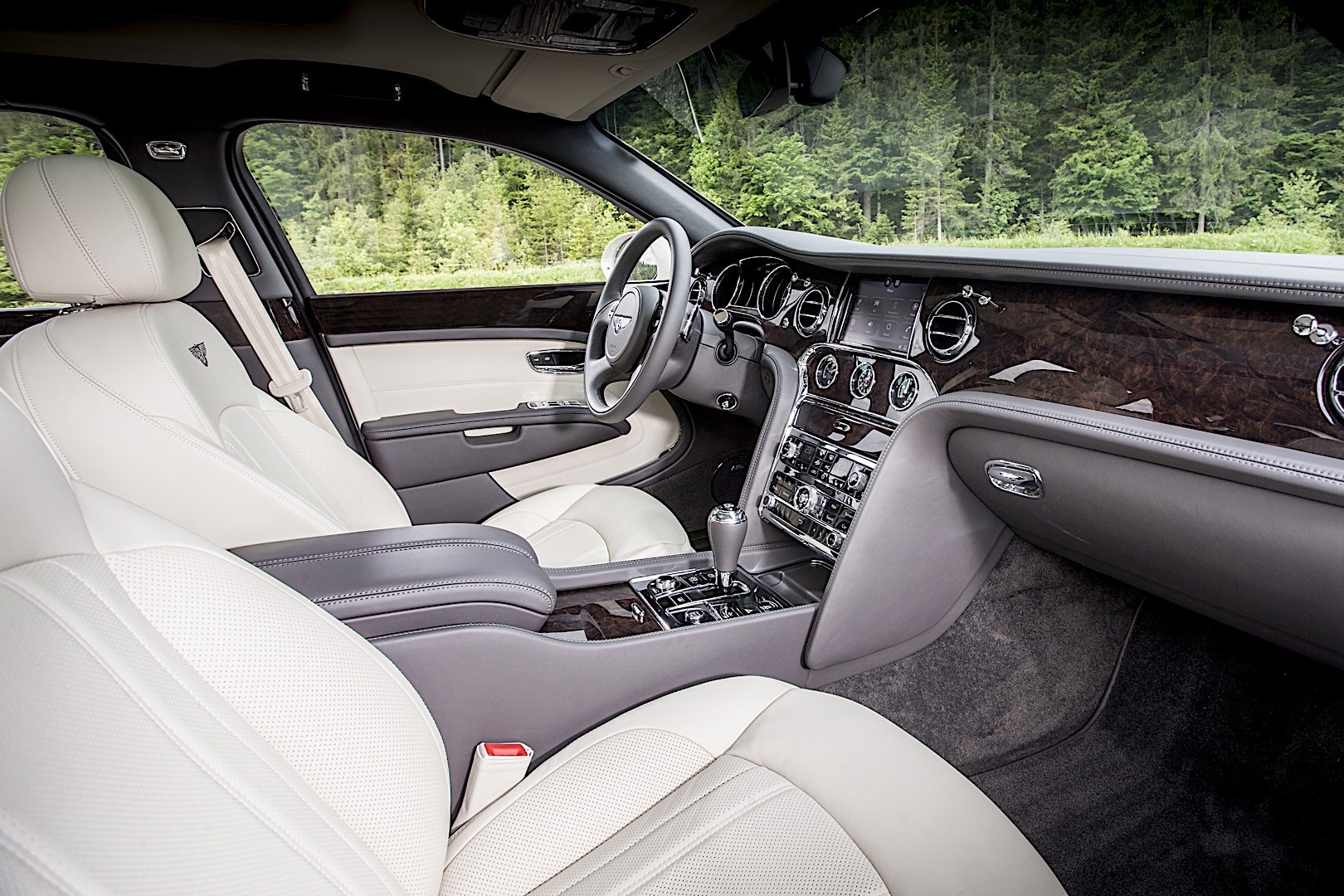 Bentley Mulsanne photo 74