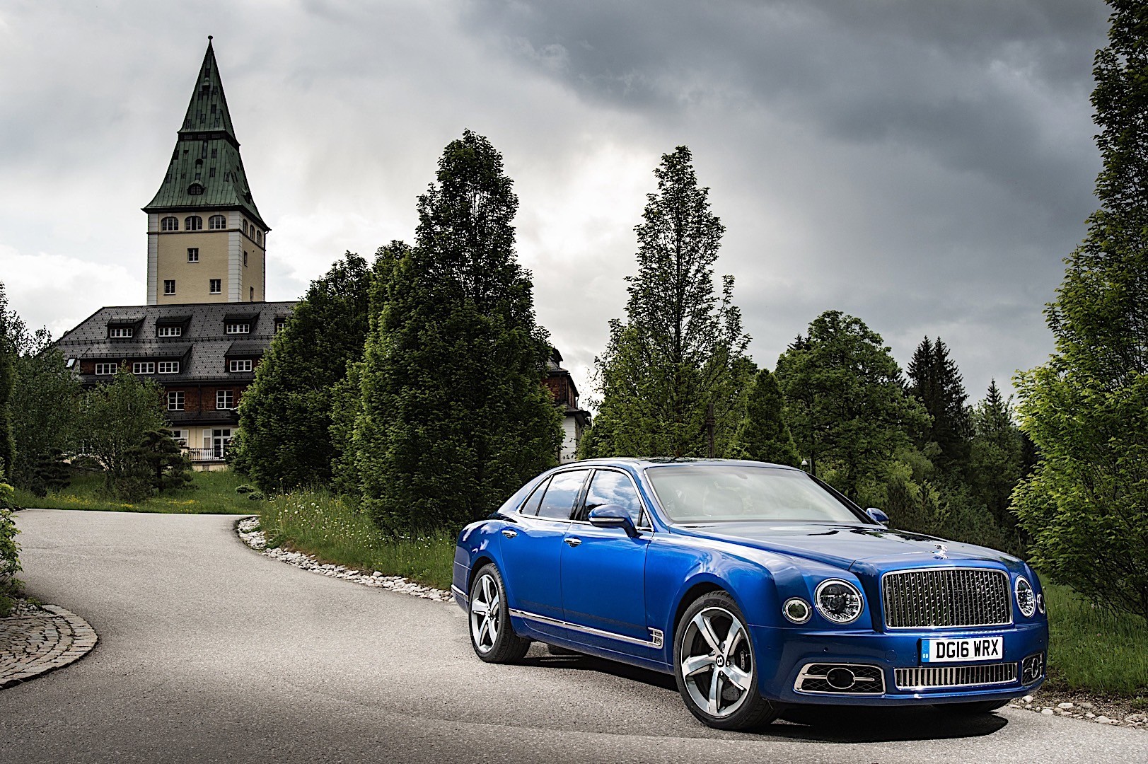 Bentley Mulsanne photo 7
