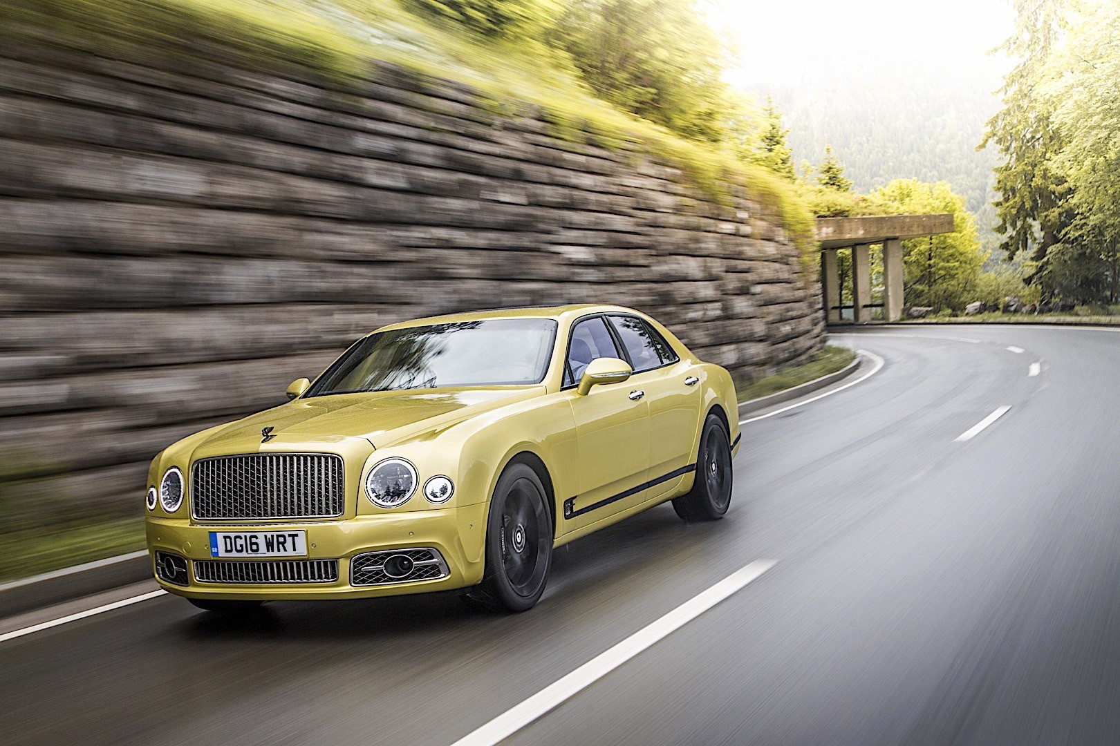 Bentley Mulsanne photo 9