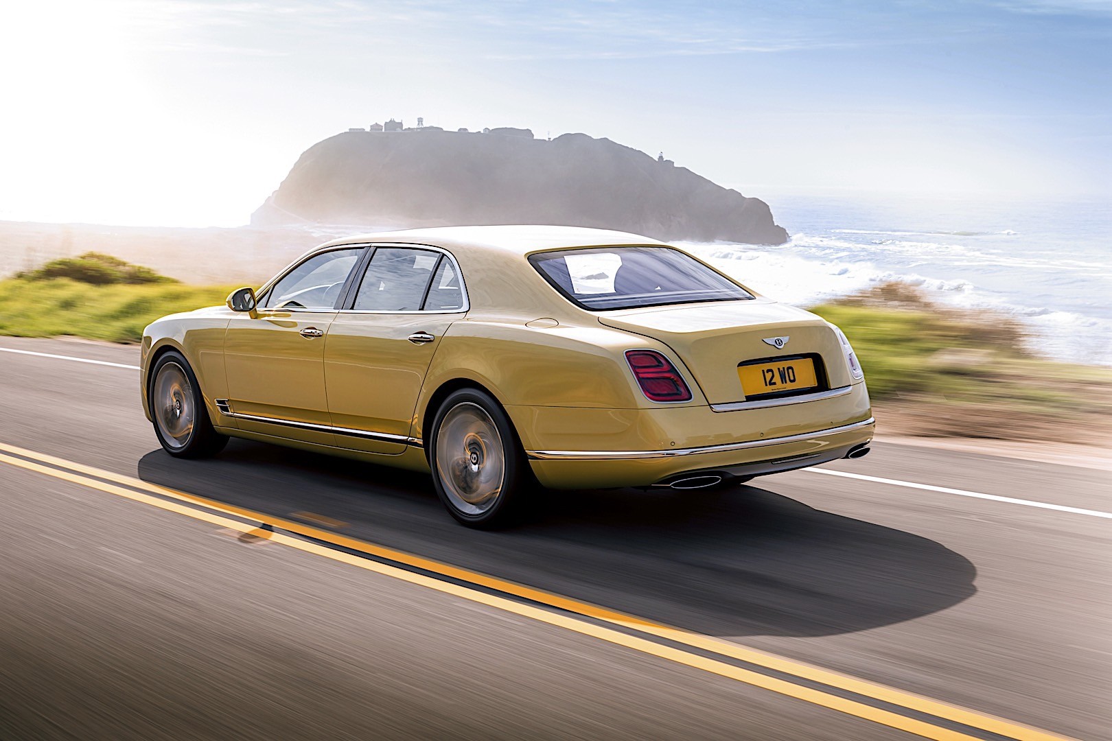 Bentley Mulsanne photo 13