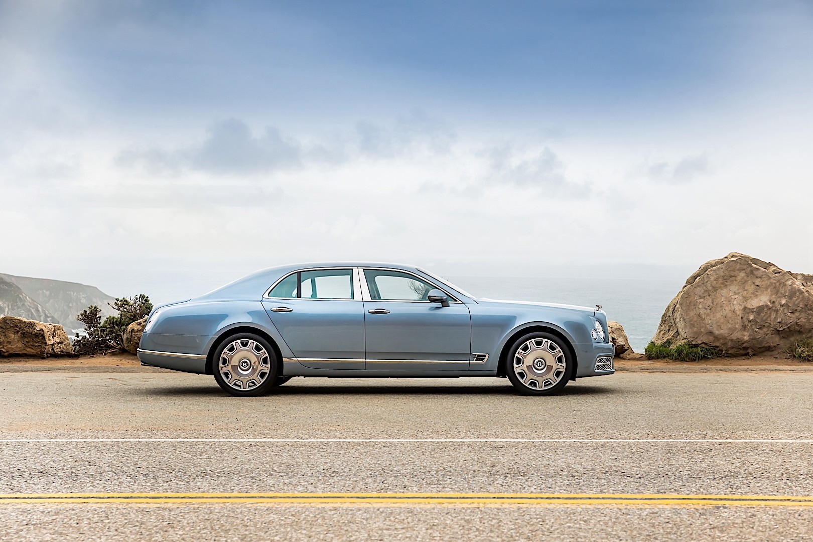 Bentley Mulsanne photo 22