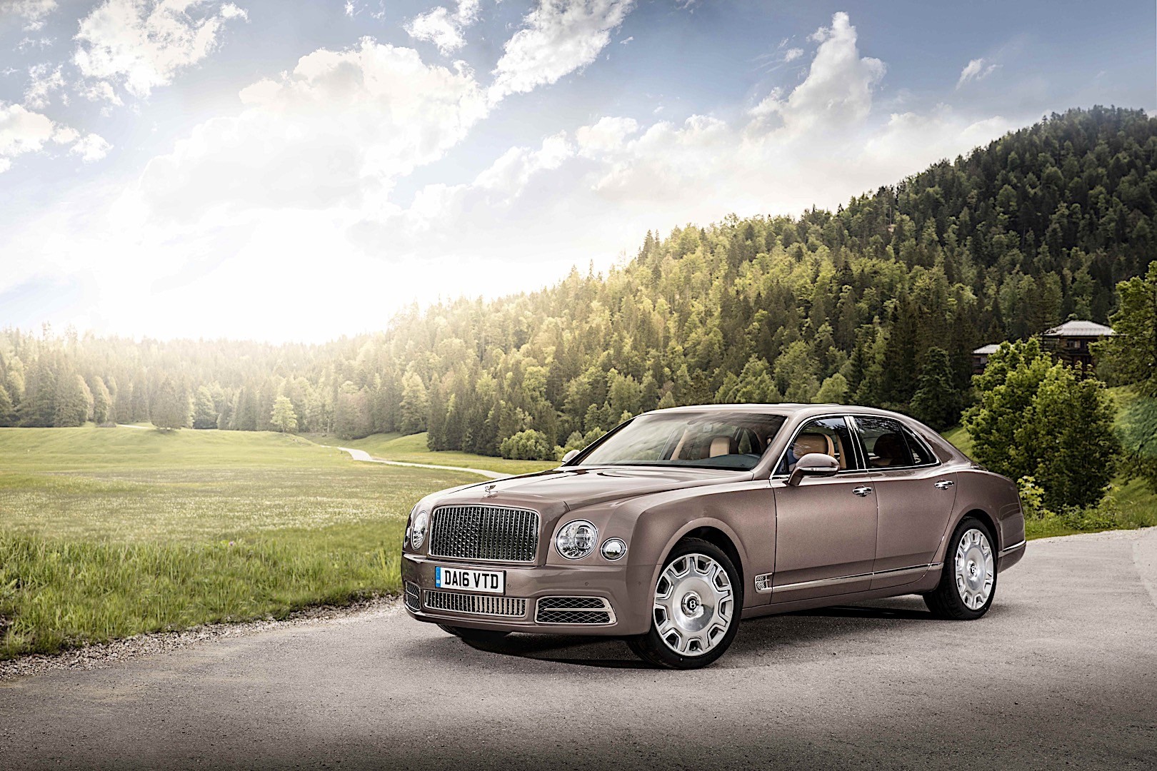 Bentley Mulsanne photo 29