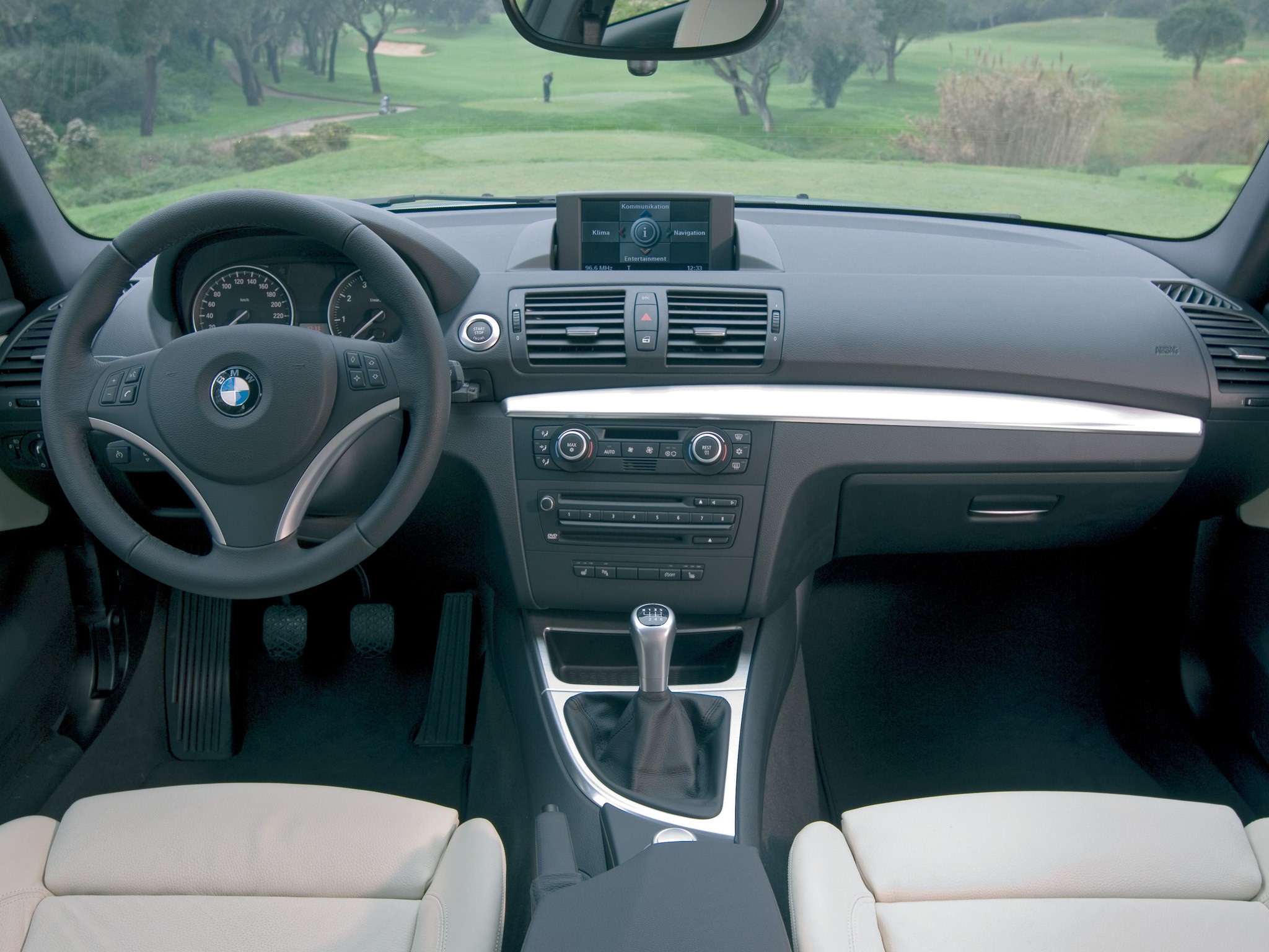Bmw 1 Series 3 Doors photo 64